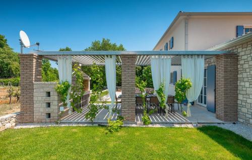 cli532_outdoor_03