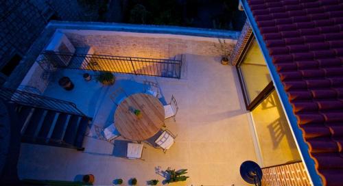 harbor_house_13